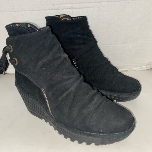 Fly London Suede Wedge Booties  With Lace Up Back Black Sz 38 7 - Picture 2 of 11